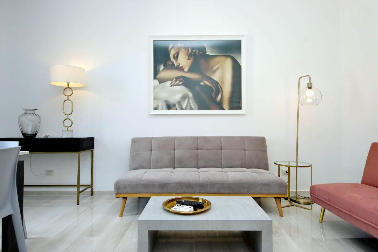 Ettore Rolli In Trastevere By Halldis Apartment Rome