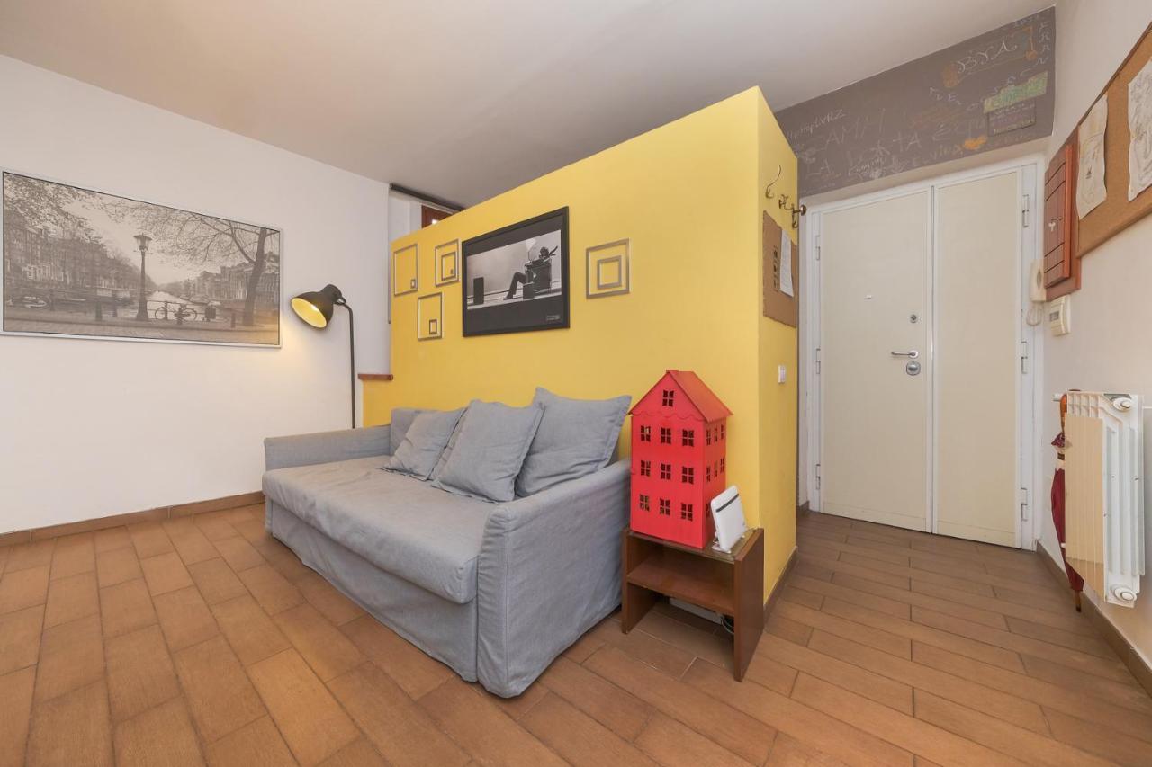 Mondrian House Apartment Rome