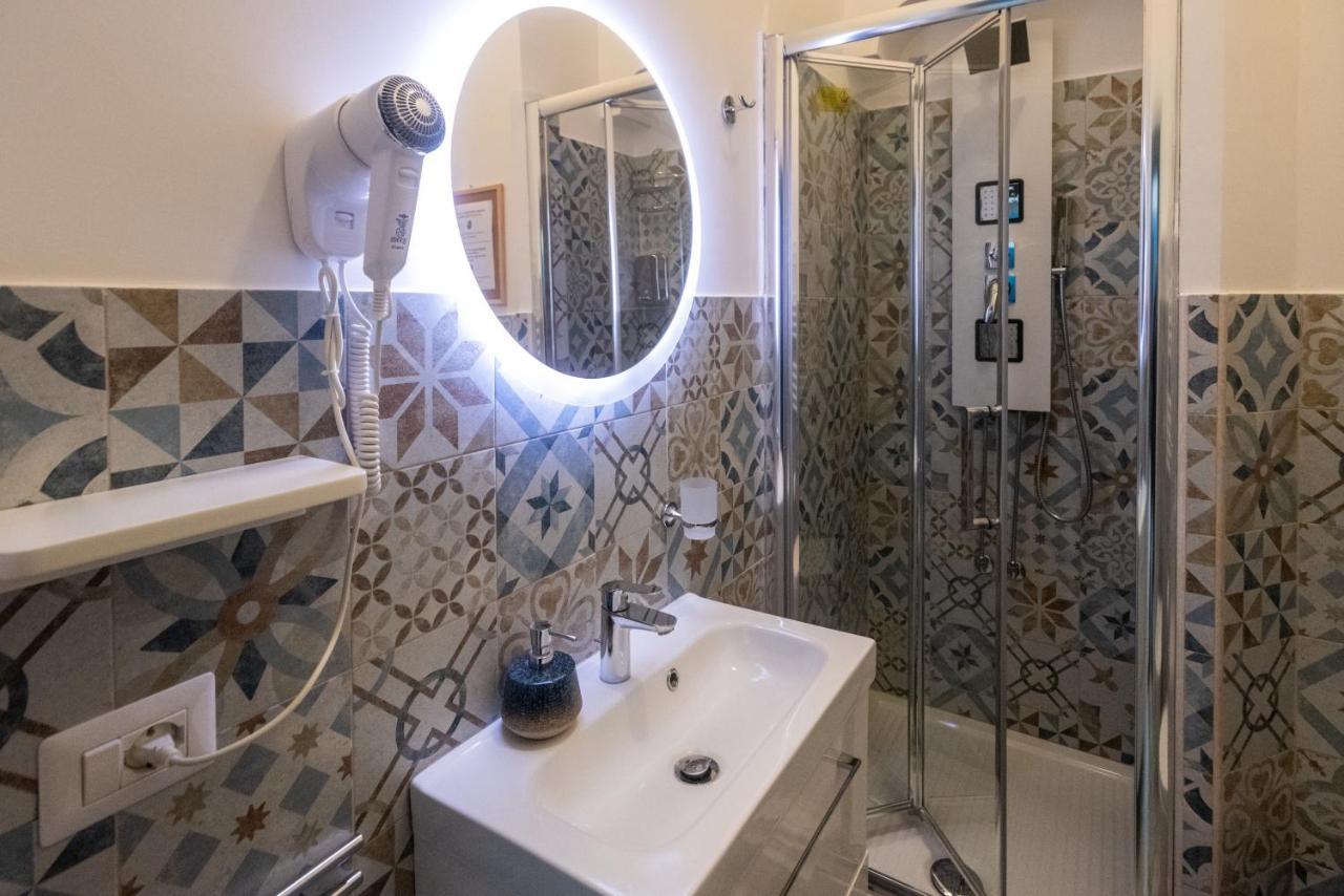 City Center Two-roomed Flat - Termini/aquarium Apartment Rome
