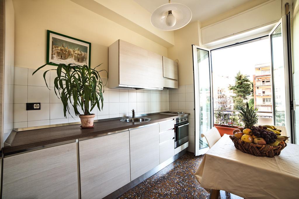 Corso Di Francia Couette-café 2*