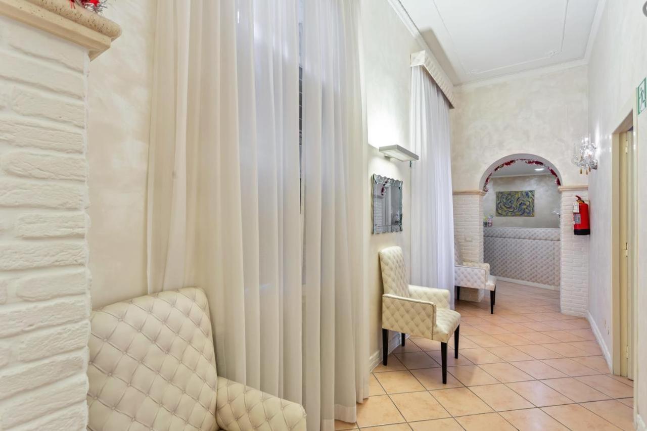 Hotel cápsula Pretty In Vatican Center