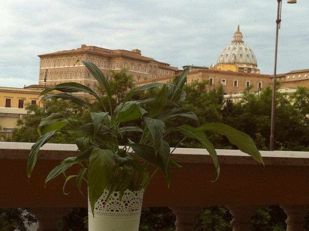 Un Caffe Sul Balcone 1