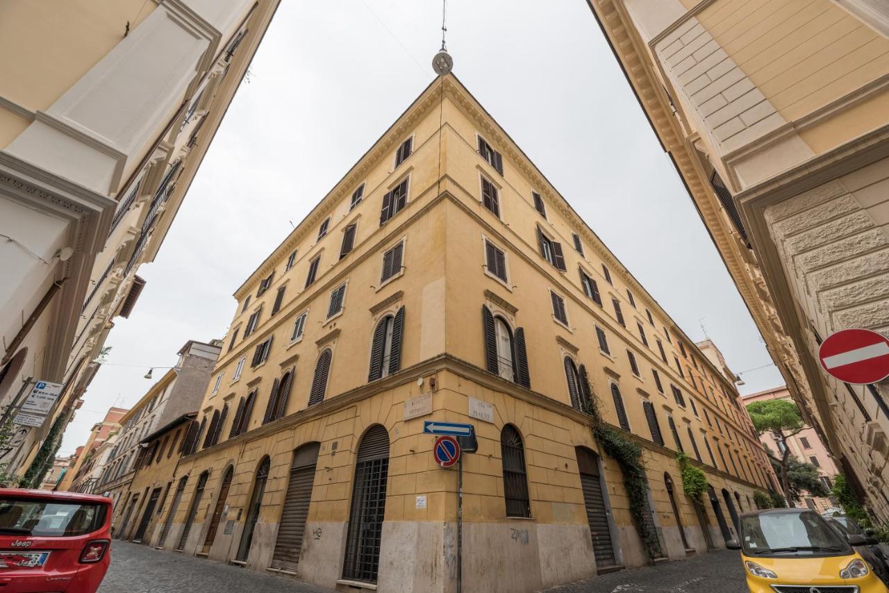 Warm In Ancient Building In Vatican-p S Pietro Appartamento *