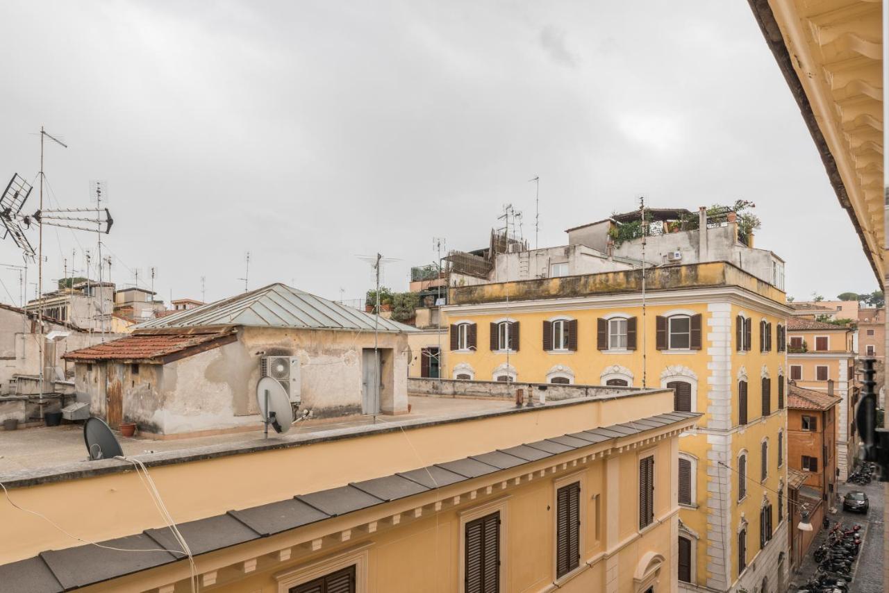 Warm In Ancient Building In Vatican-p S Pietro Appartamento *