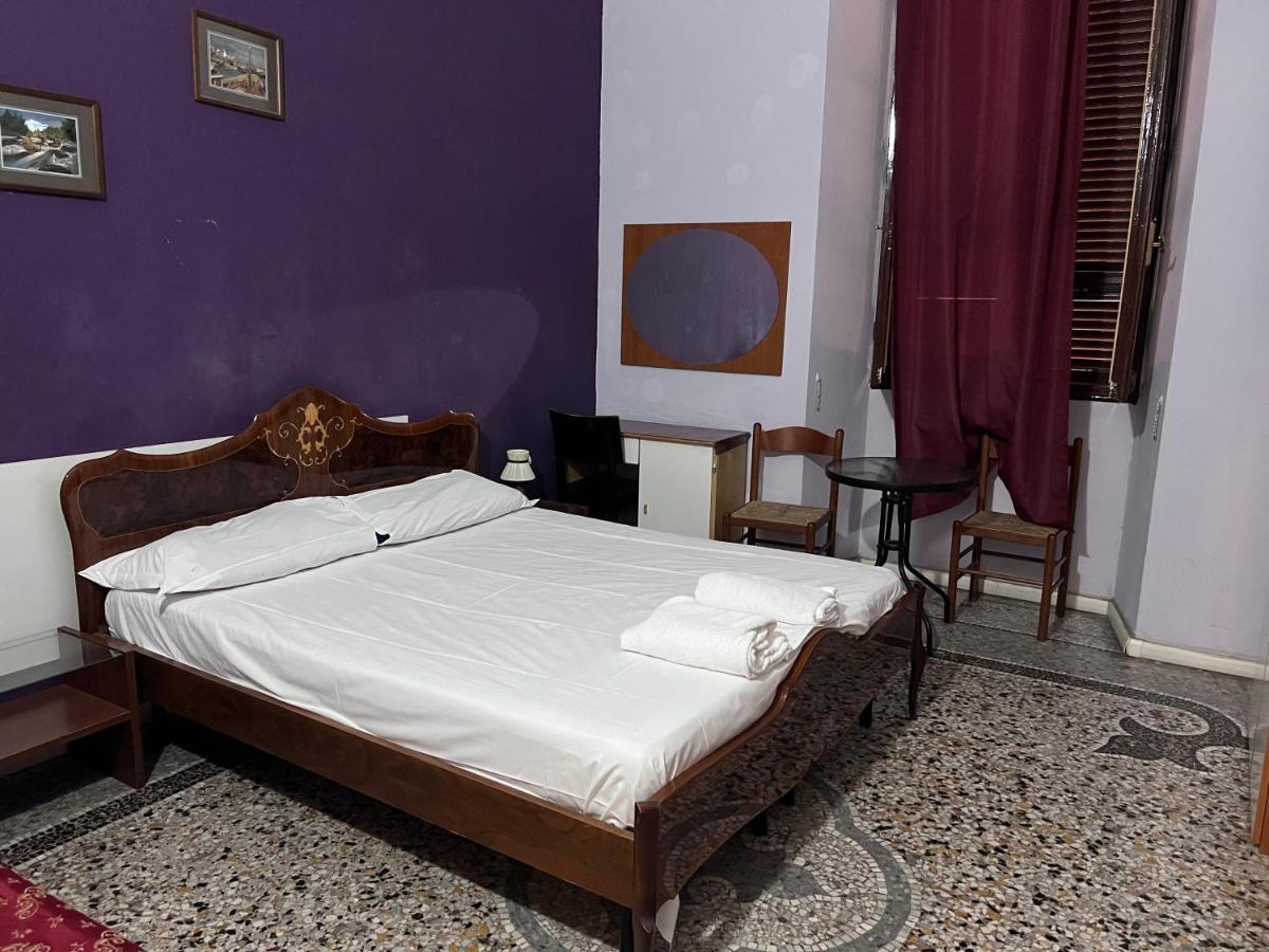 Ava Bed & Breakfast *