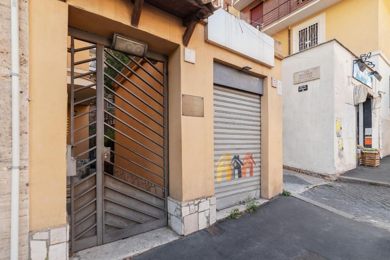 House & The City - Apartments In Rome Apartment Rome