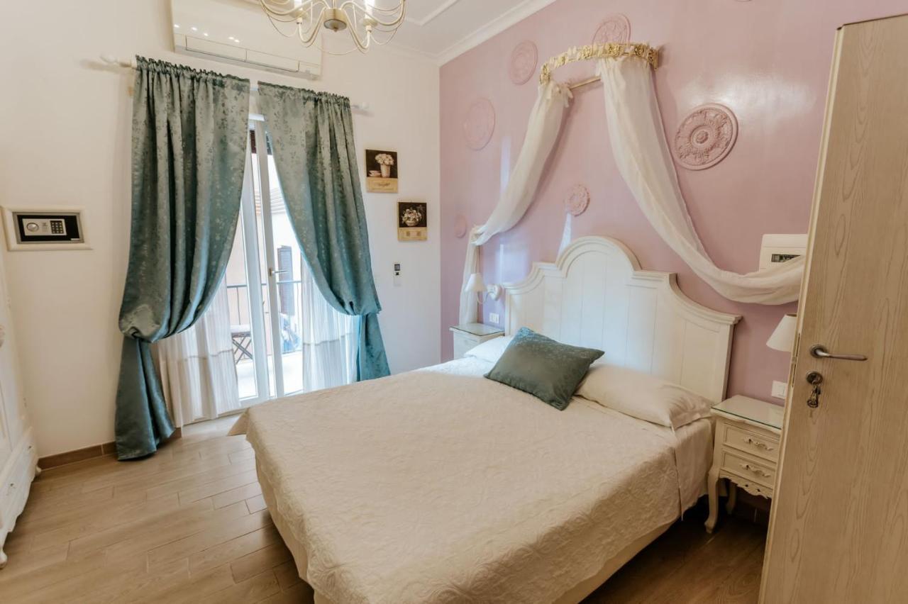 Vatican Boutique Couette-café