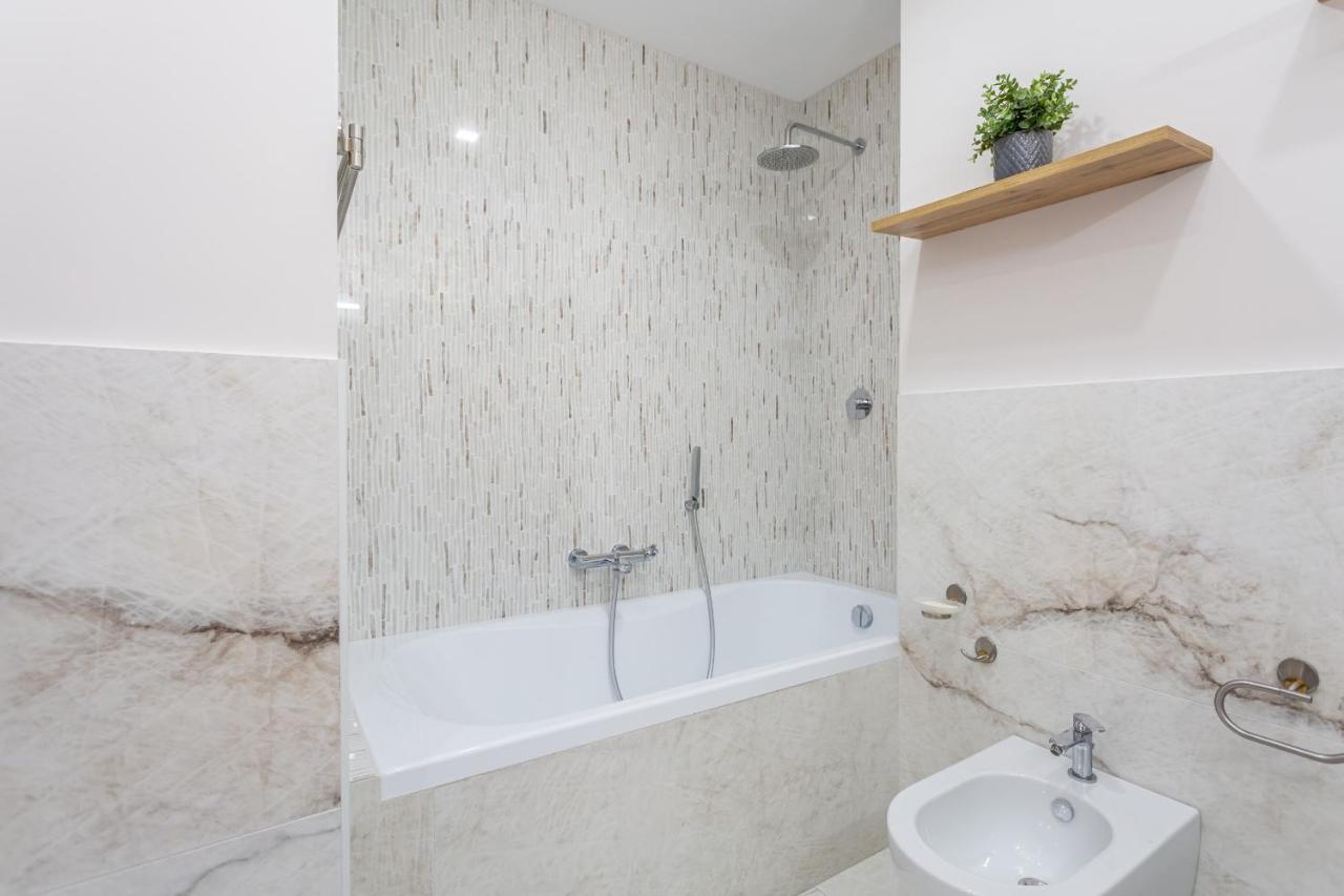 Apartment Maison Silvestri Rome
