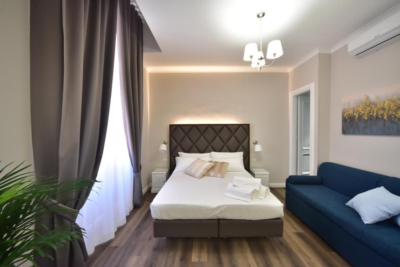 Sacconi Palace *