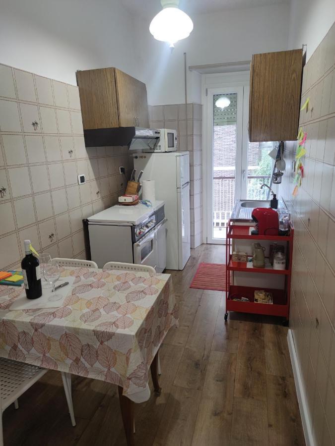 Apartment Intero Centocelle Roma. Affaccio Metro Rome