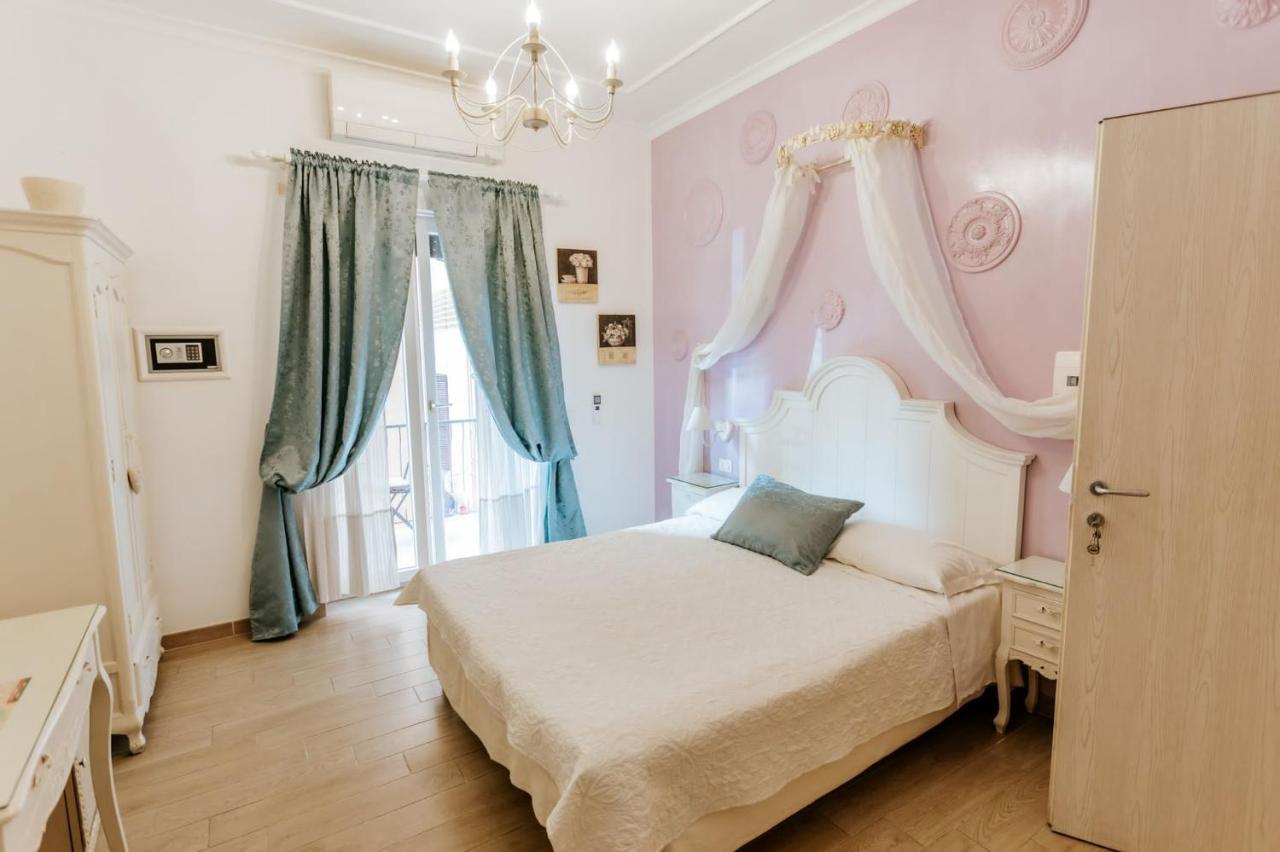 Vatican Boutique Couette-café *
