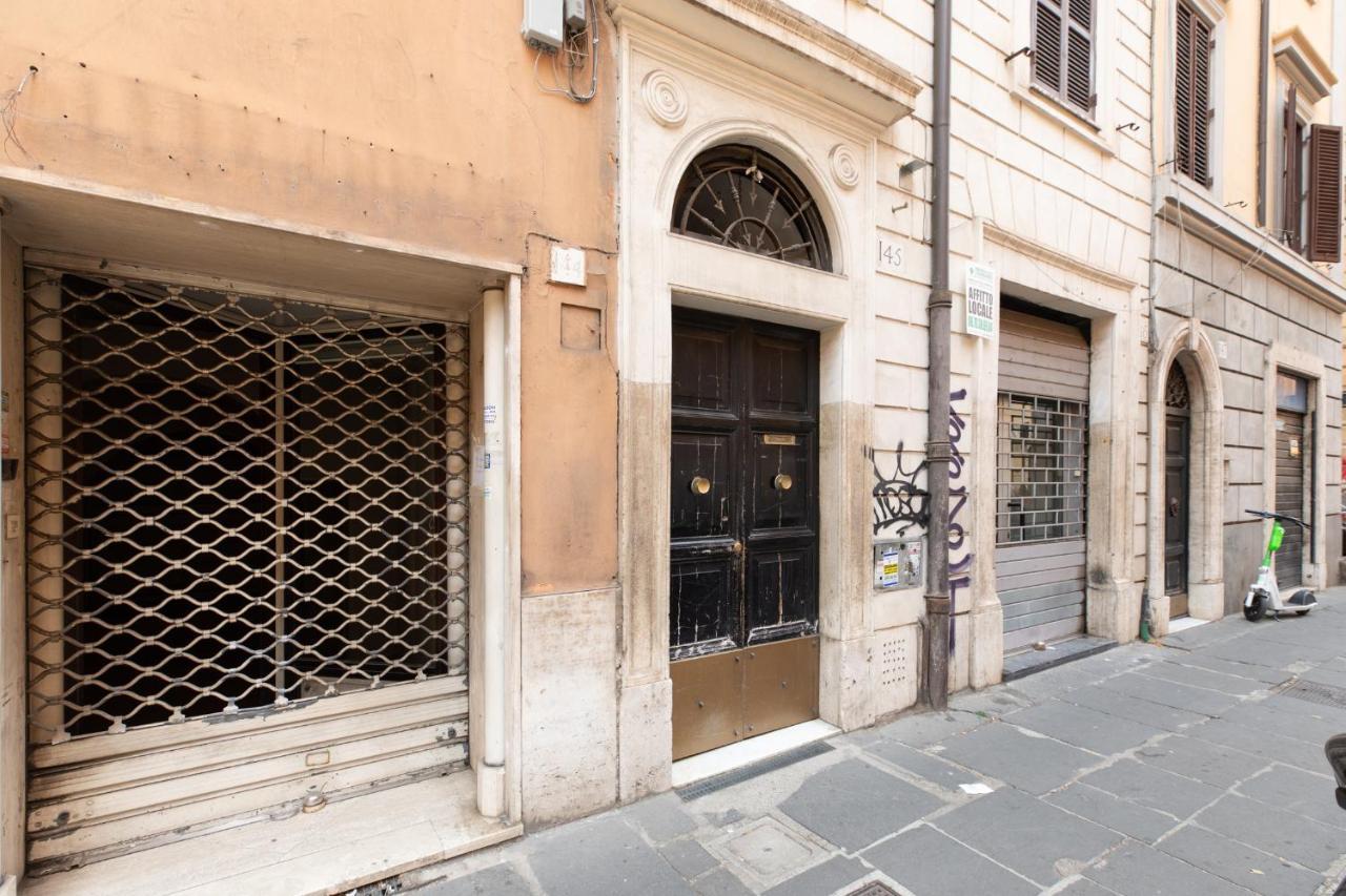 Iflat Monti Charming Apartment