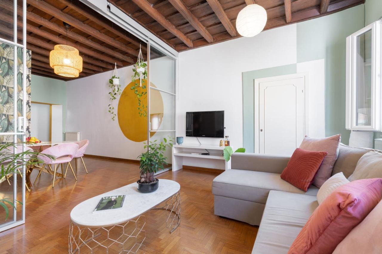 Appartement Cercle - Historic Spot In The Hearth Of