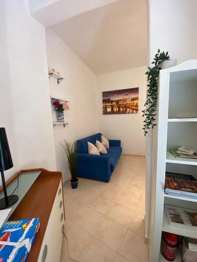 Noemi's Apartment *