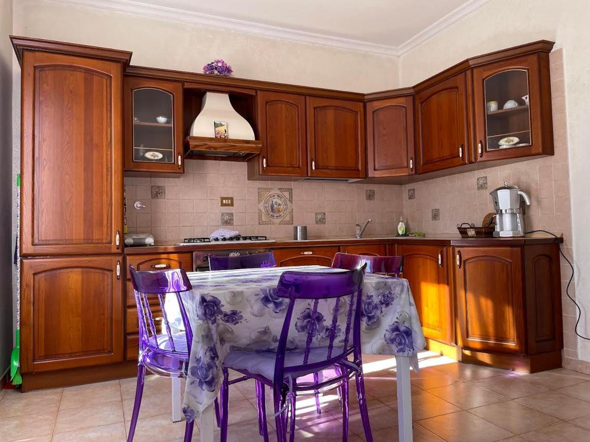 A.b Battistini Short Let's Roma
