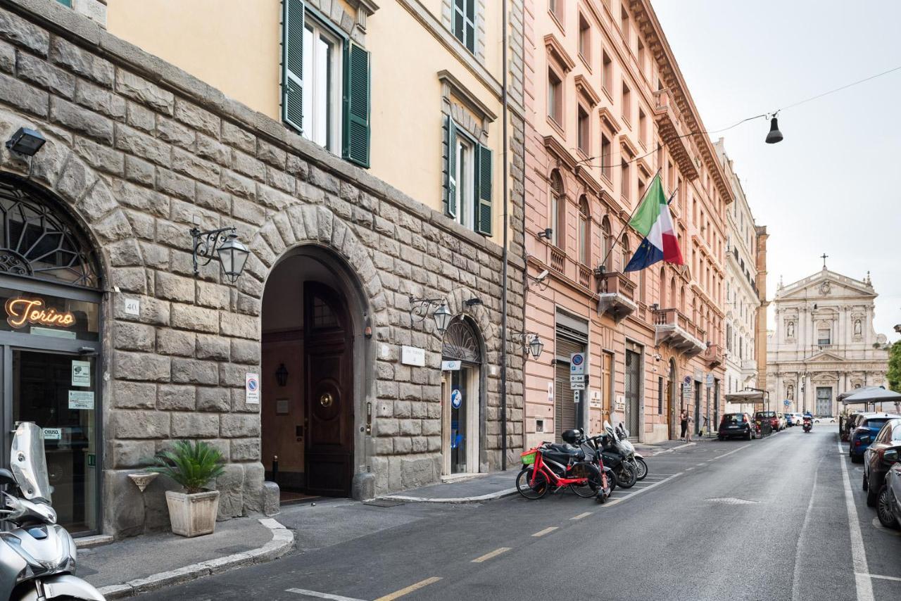 Hotel At 41