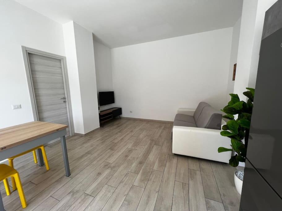 Hébergement de vacances Cozy House With Garden In Centocelle Metro C Rome