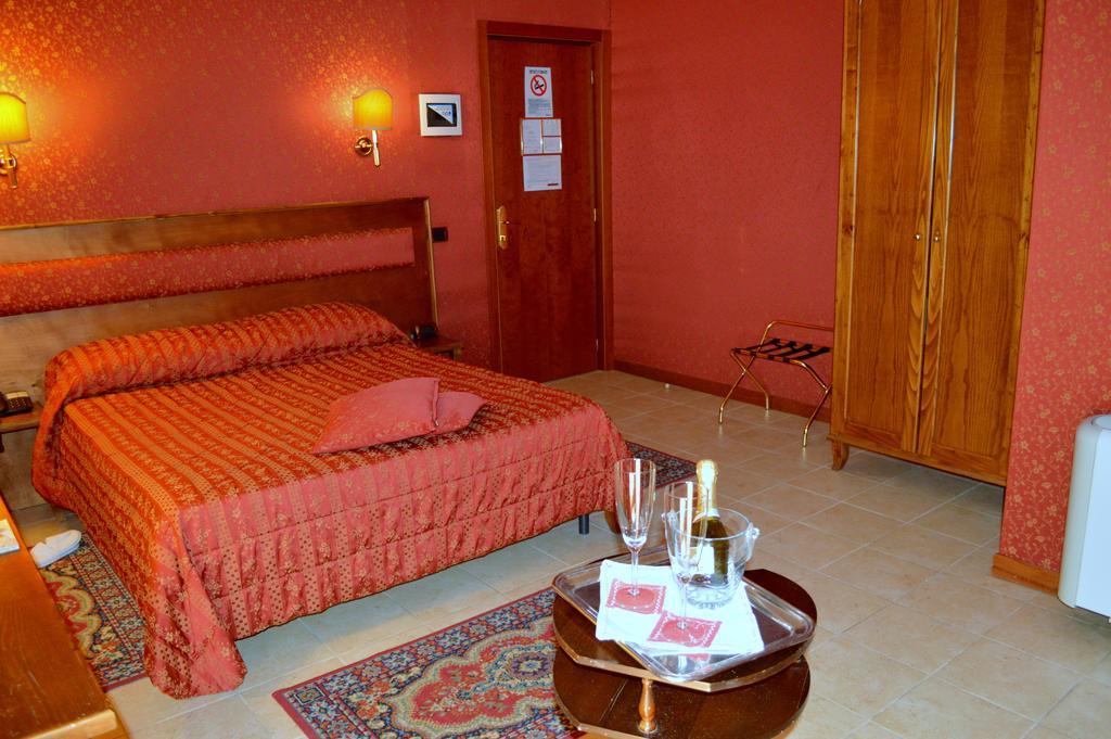 Hotel Shasa 3*