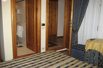Condotti 29 Bed & Breakfast 3*