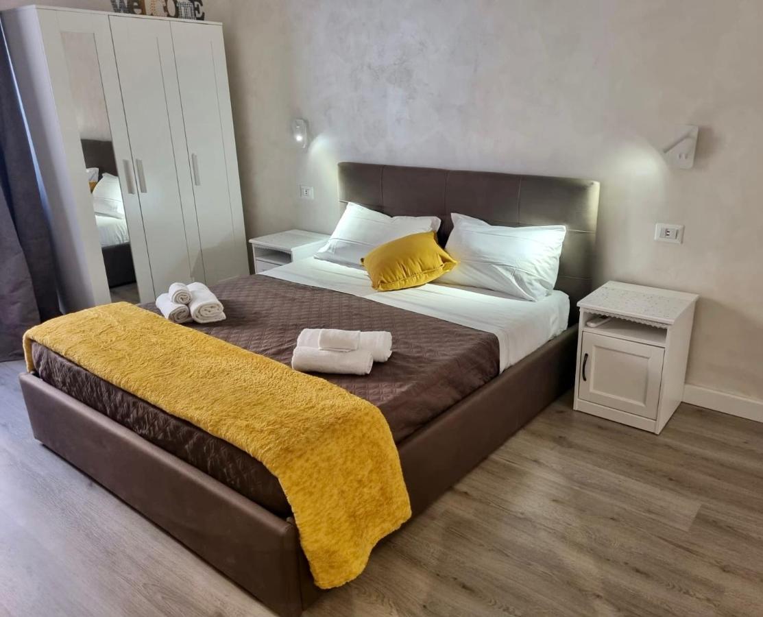 Appartement Close To The Coloseum, 2 Minutes Walk From Metro A *
