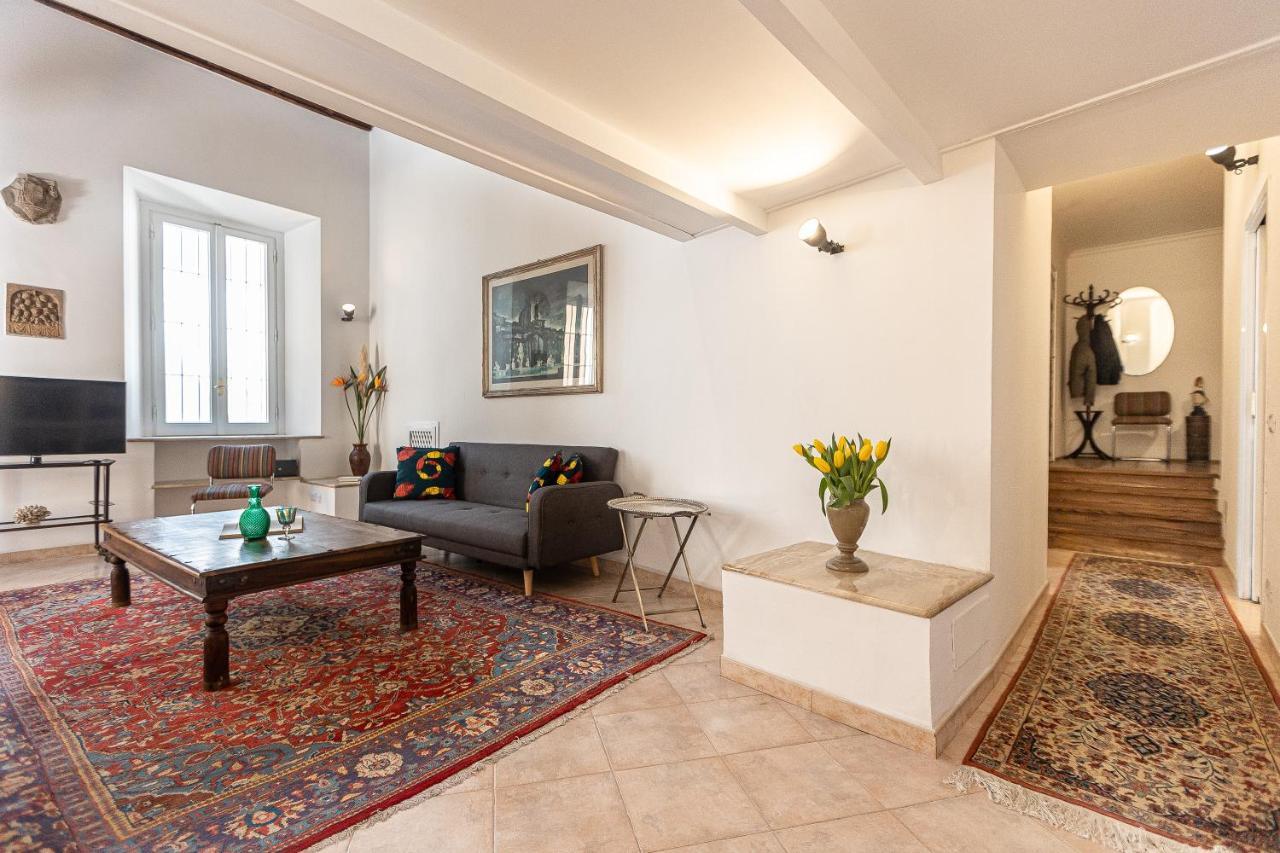 Amazing Historical - Jewish Ghetto Apartment