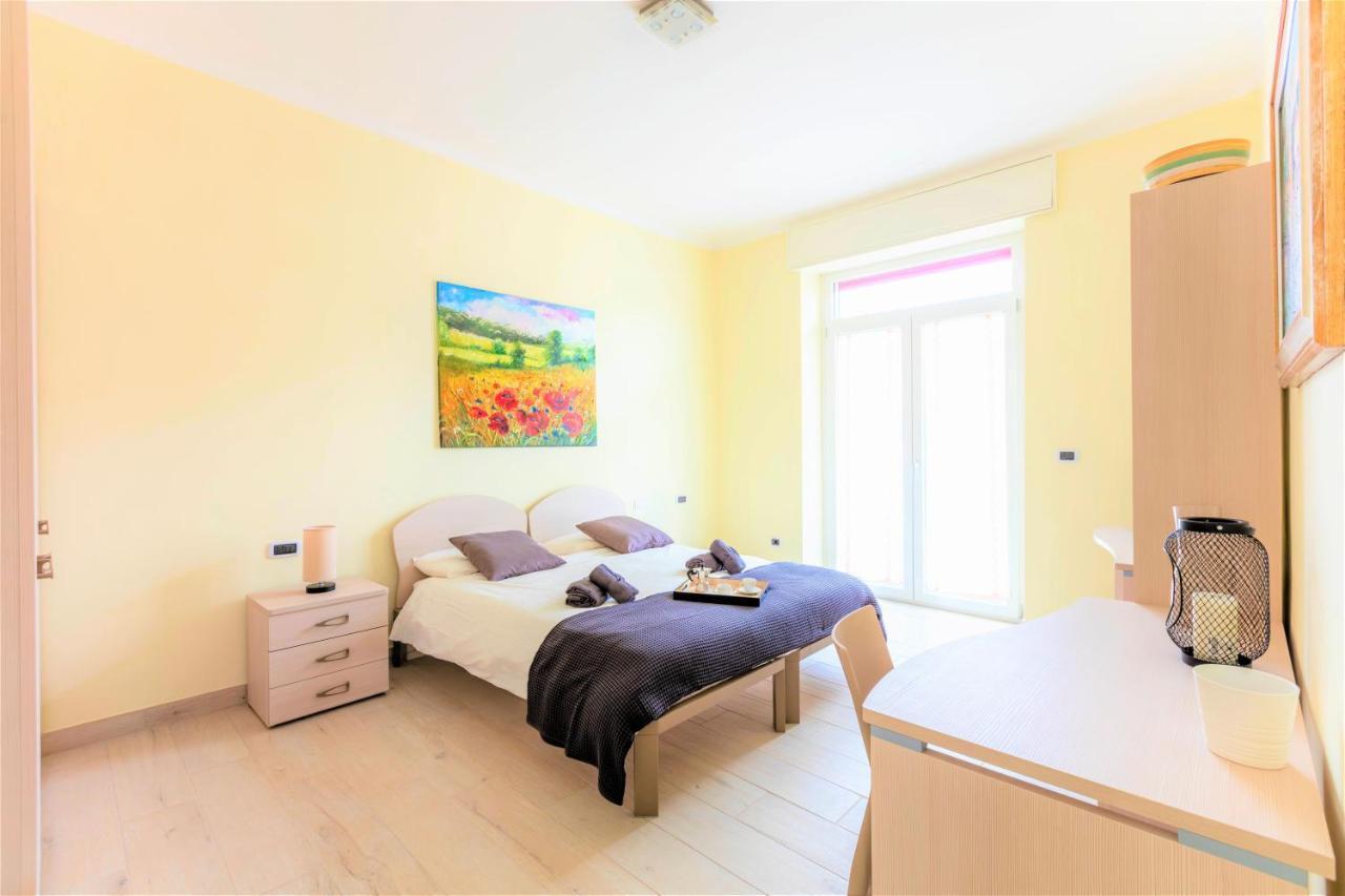 Hostly - Art & Color Midtown - 3br 2ba Rome