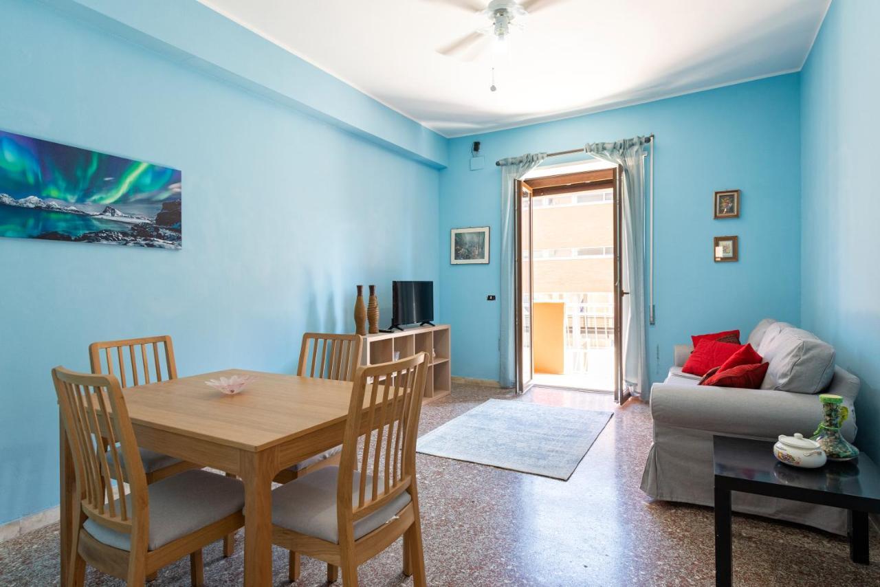 Di Fronte Alla Basilica Di San Paolo Apartment