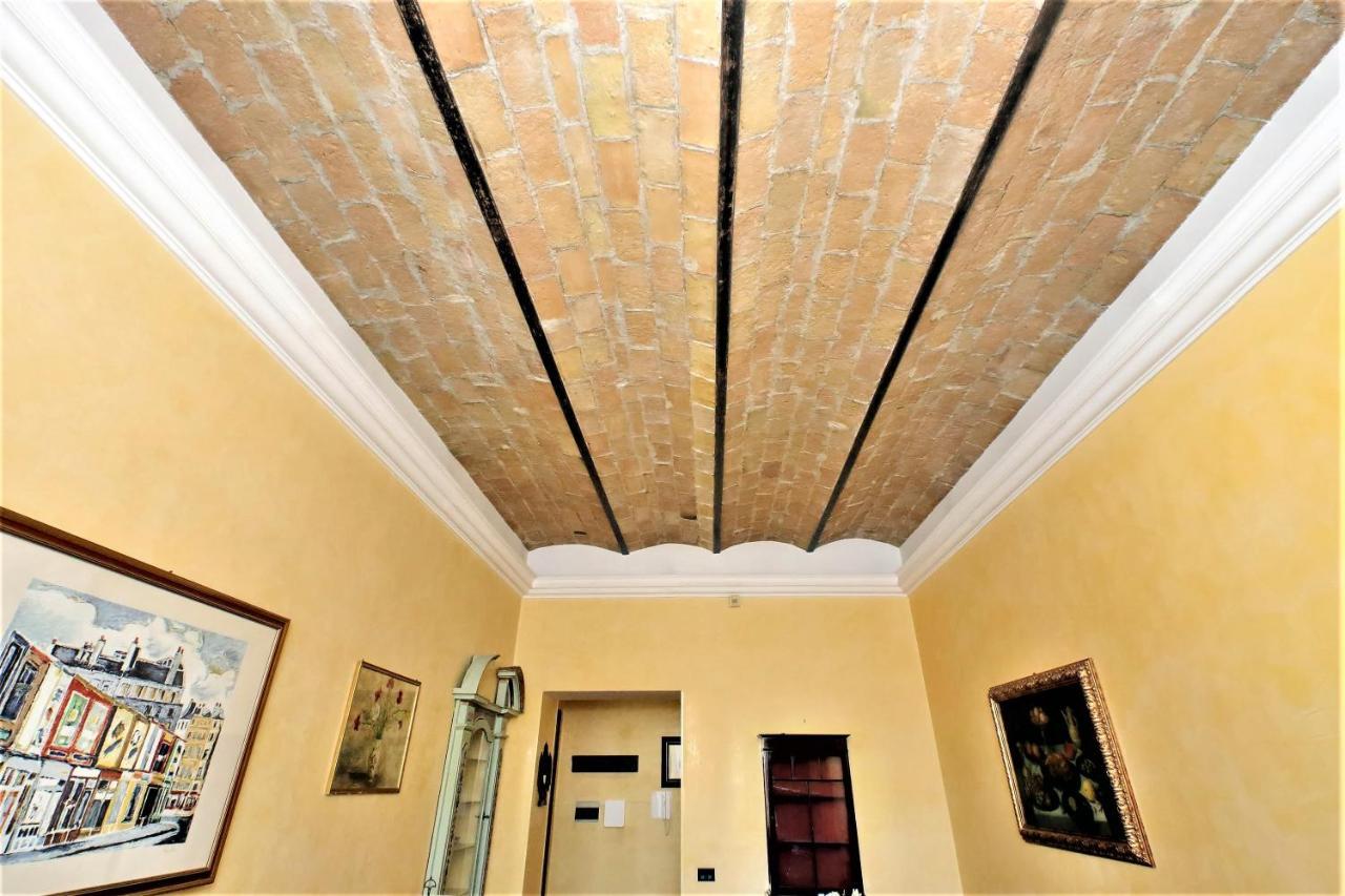 Bed & Breakfast Bellezza Al Colosseo - & Apts 3*