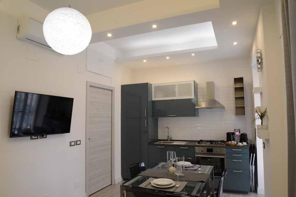 Casa E Per Vacanze Jenner Apartment Rome
