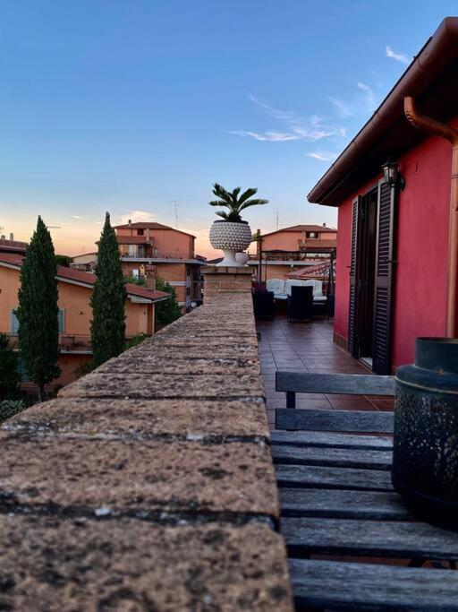 Industrial Loft Nella Periferia Di Apartamento Roma