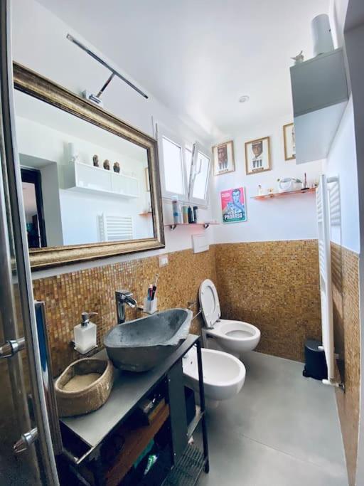 Industrial Loft Nella Periferia Di Appartamento Roma