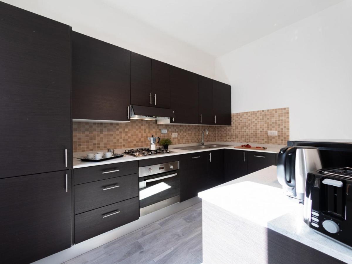 The Rent - Spacious Near Termini Station Roma