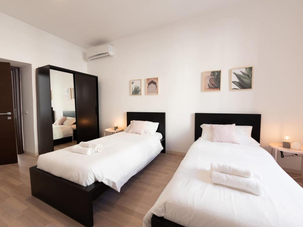 The Rent - Spacious Near Termini Station * Roma