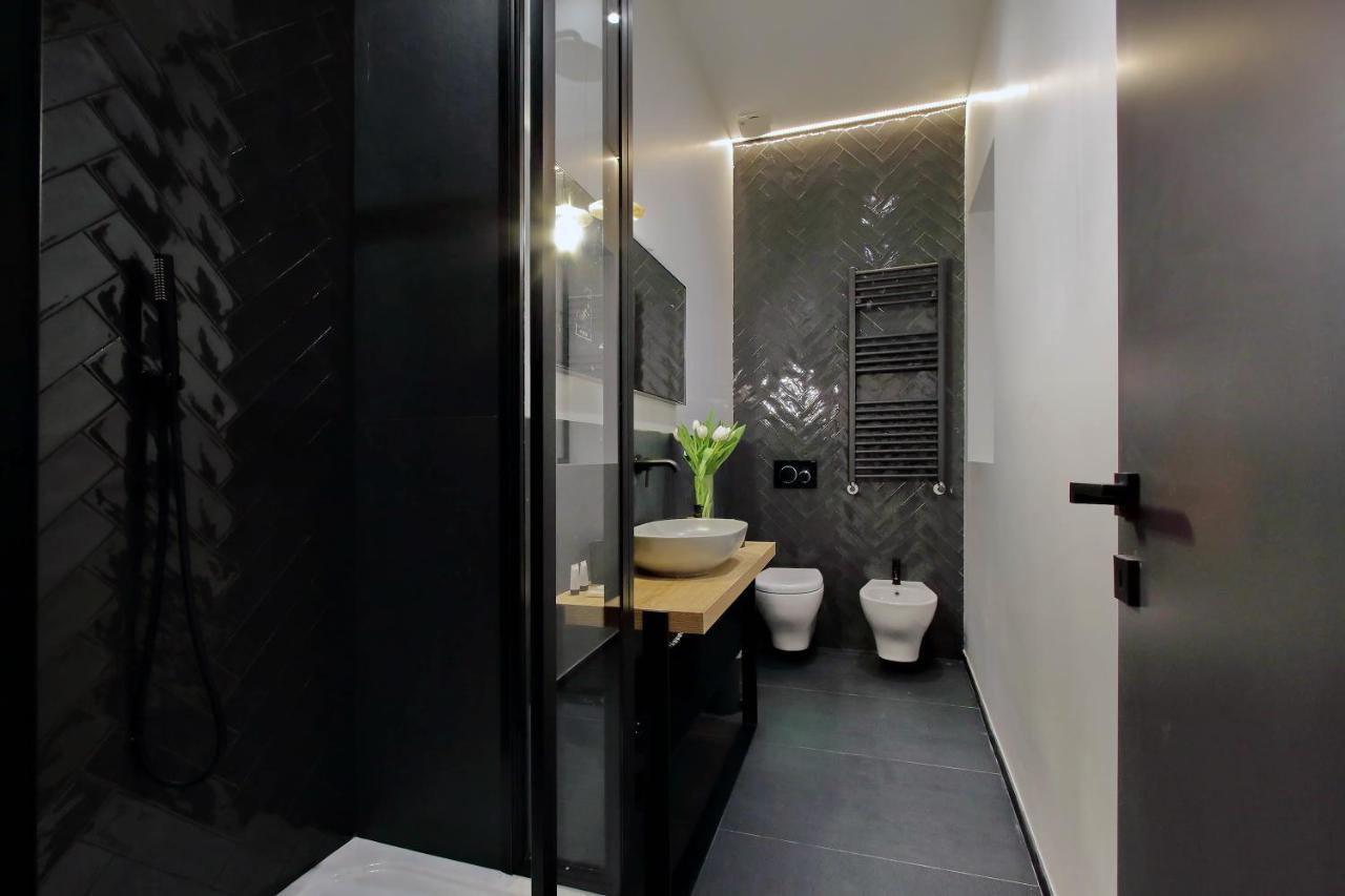 Eve Monti Penthouse *