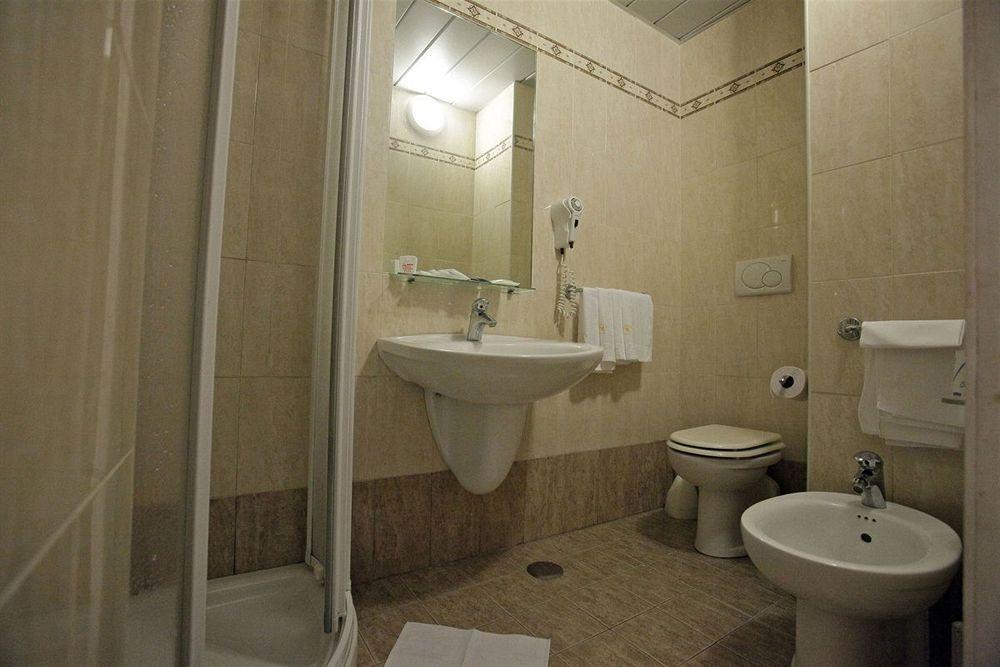 Emmaus Hotel Rome