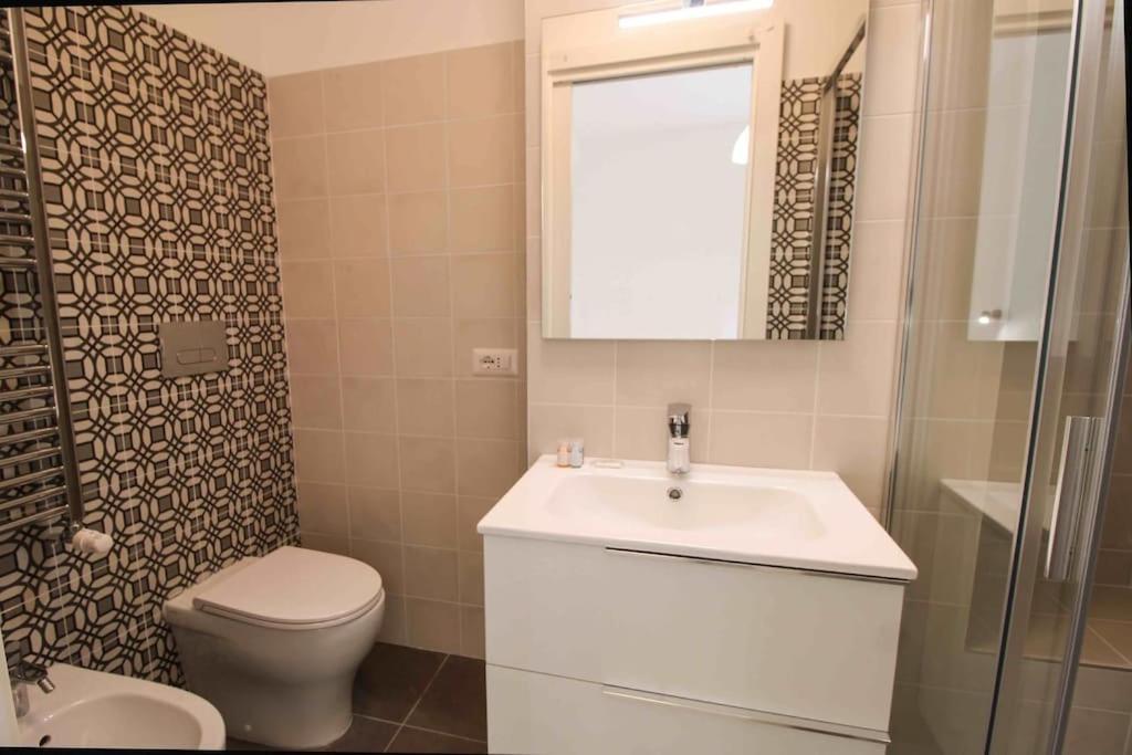 Delicious 2 Bed And Garden By Yh Appartement *