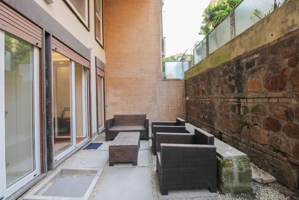 Appartement Delicious 2 Bed And Garden By Yh *