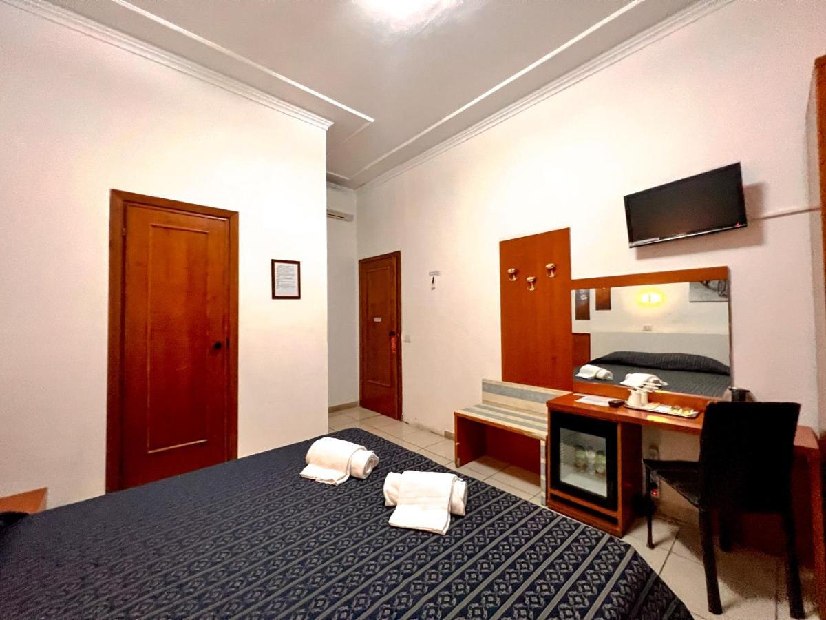 Alius And Freerome Hotel