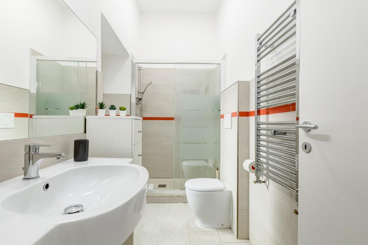 Cosy Apartment- Colosseum- Termini Railway Apartment