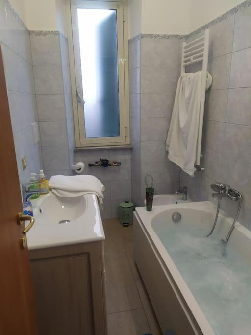 Accogliente Con Idromassaggio Apartment