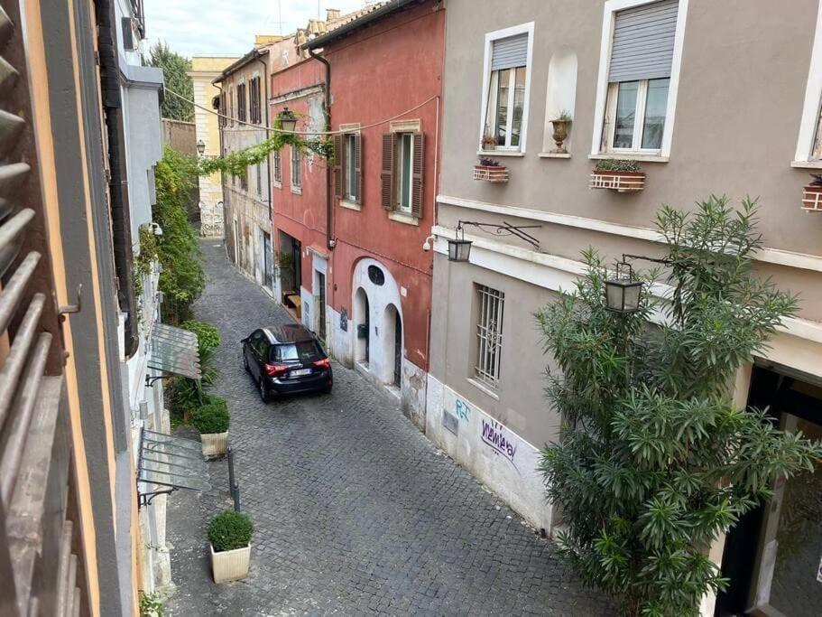 Flat - Piazza San Cosimato By Yourhost * Roma