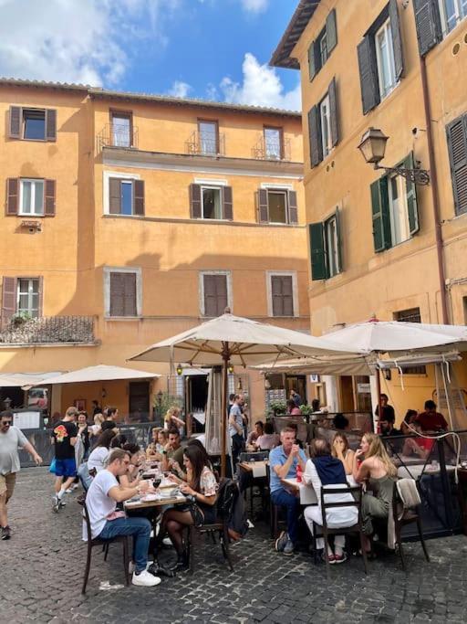 Lovely In Via Della Scala, Trastevere Appartement *