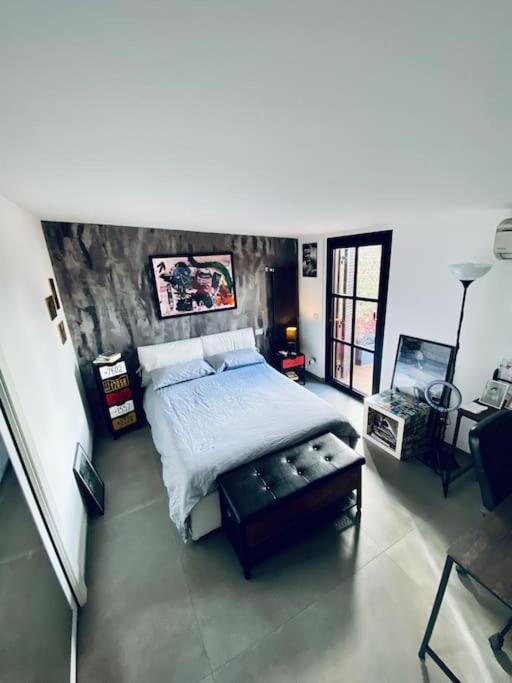 Industrial Loft Nella Periferia Di * Roma