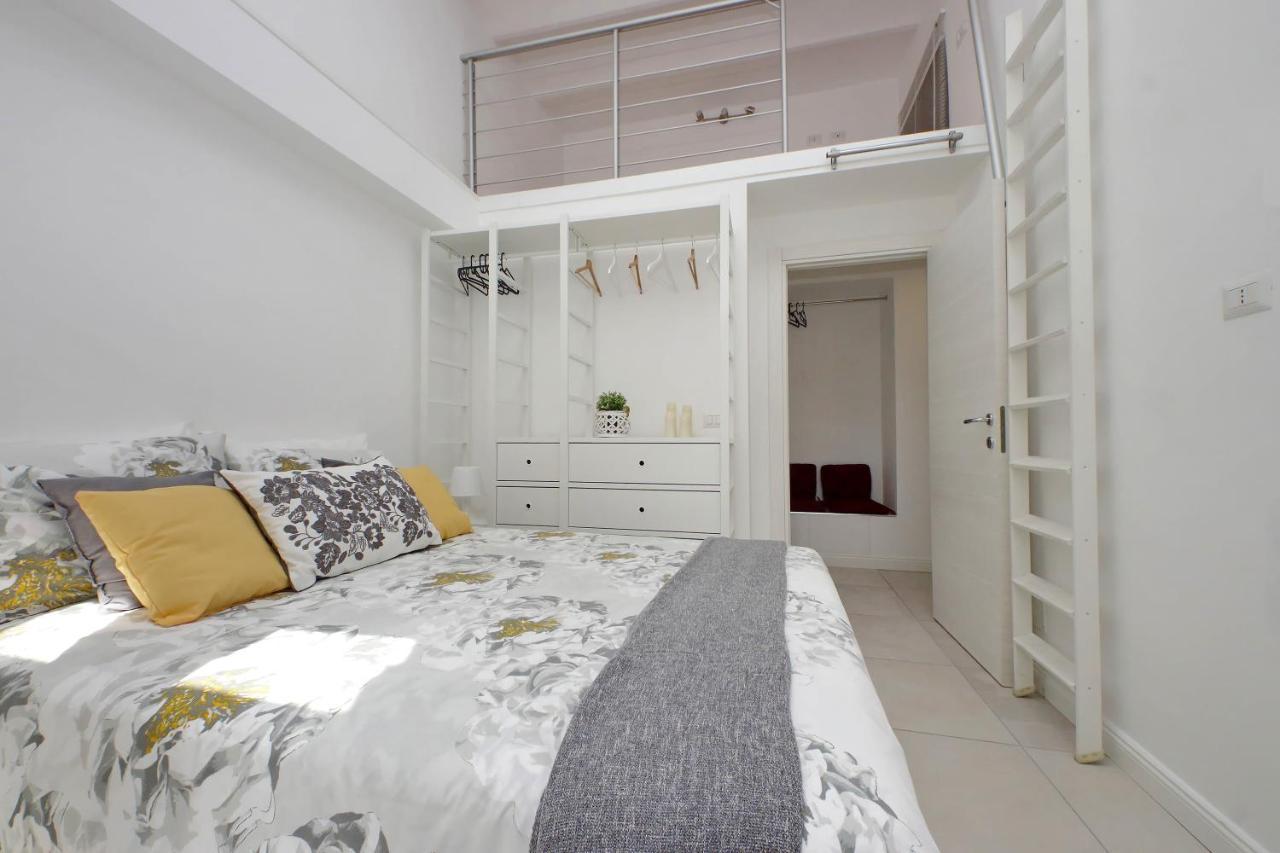 Apartment Castro Pretorio Suite: Retreat Near Termini