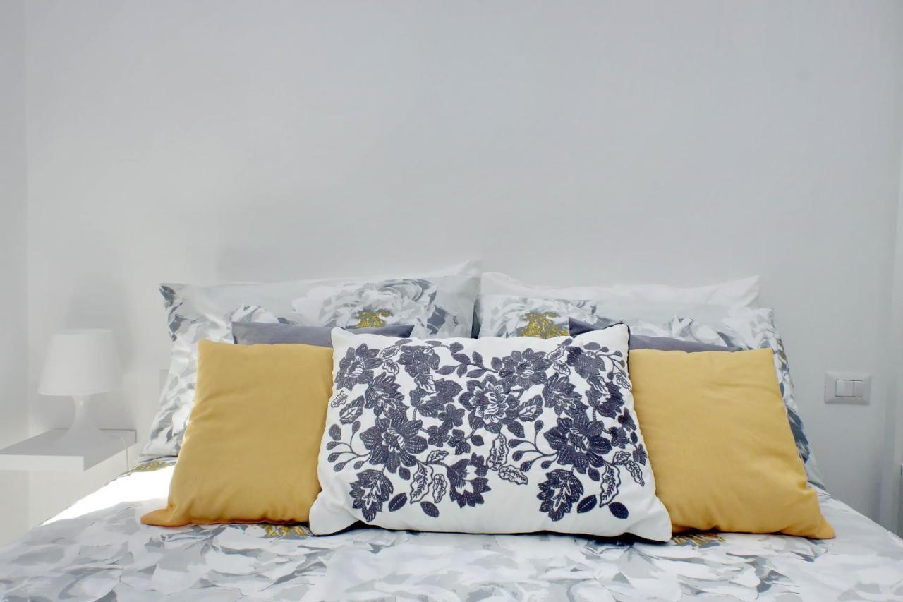 Castro Pretorio Suite: Retreat Near Termini Apartment Rome