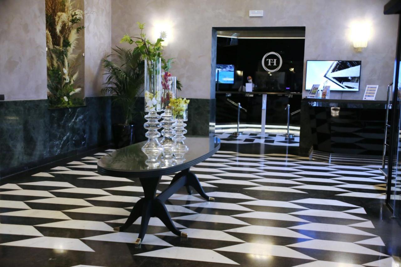 Th - Carpegna Palace Roma