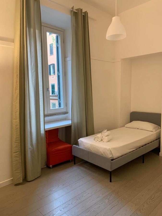 Mc - Piazza Mancini Rome