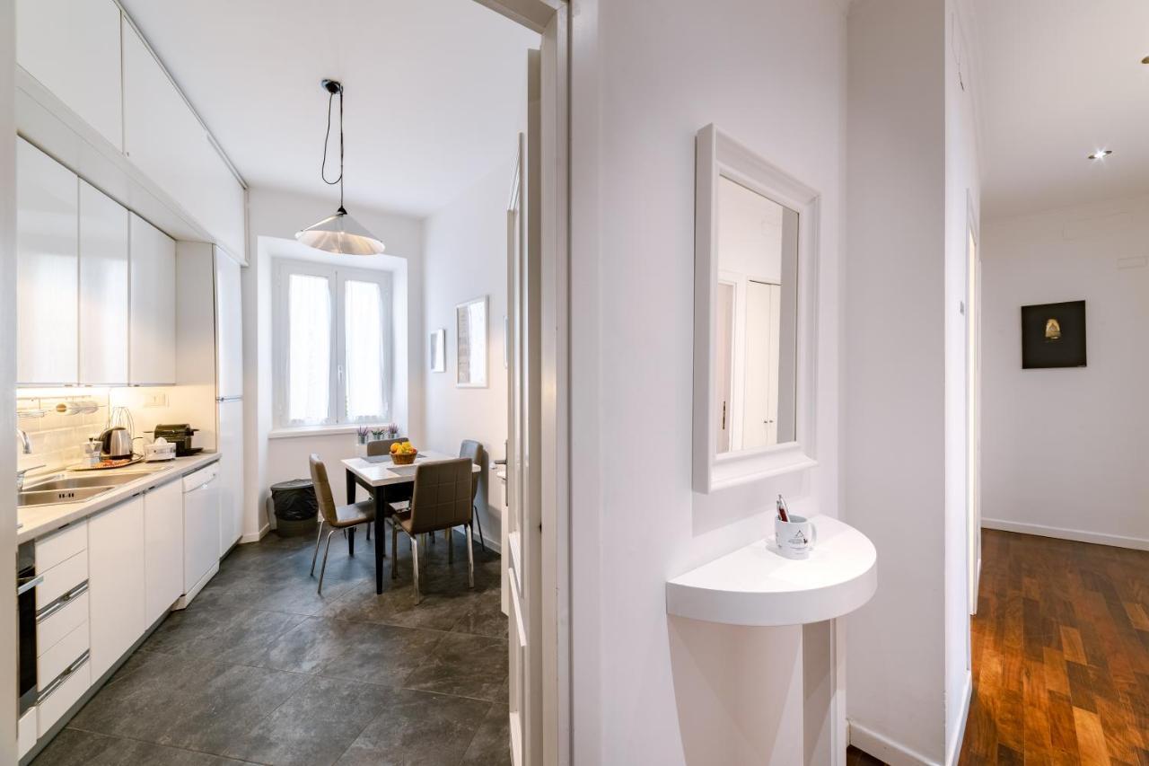Saint Peter House Station Apartment