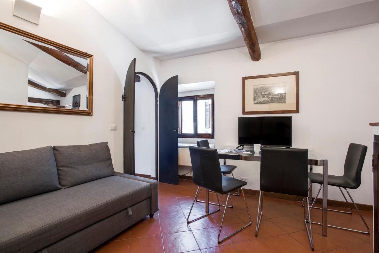 Savelli Attic Apartment *