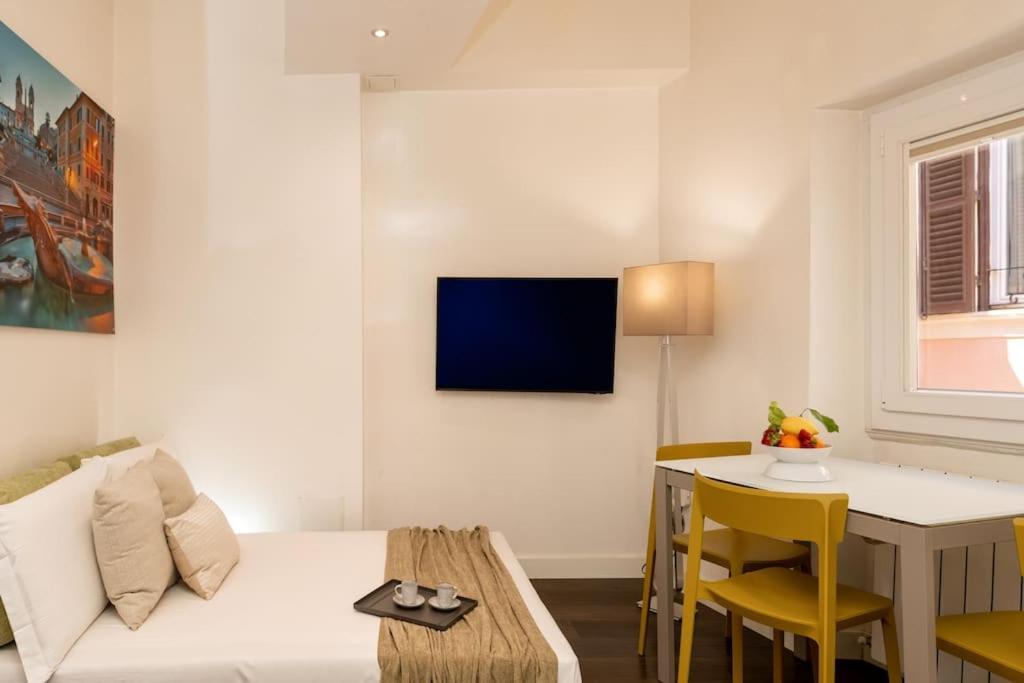 New! Lovely 1 Min From Campo De' Fiori Apartment